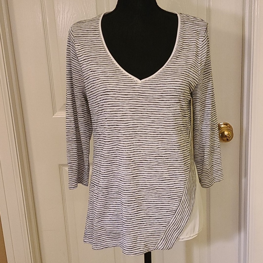 WHBM Black/Cream Top